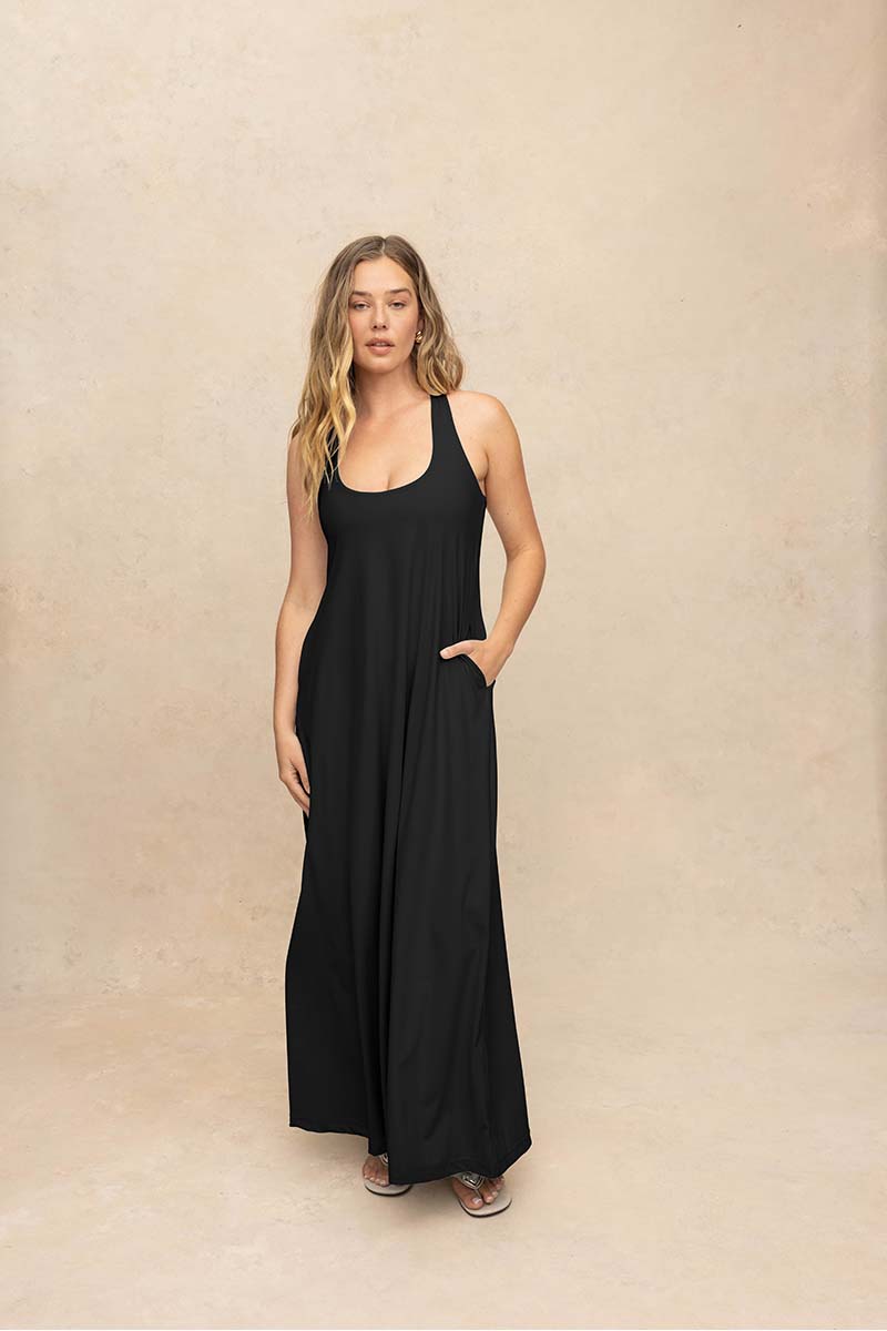 Maxi black